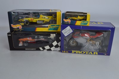 Lot 177 - Modern Diecast 1:9 Scale and Smaller Competition Models and Motorbike (4)