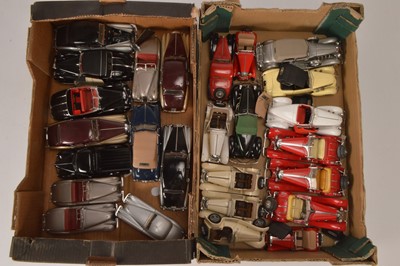 Lot 251 - Franklin Mint and other 1/24 scale Luxury Motor Cars 1930s-1950s (26)