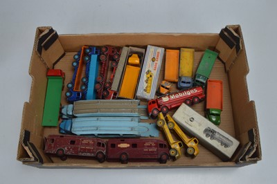 Lot 318 - Dinky Postwar Playworn/Repainted Diecast Commercial Vehicles (17)