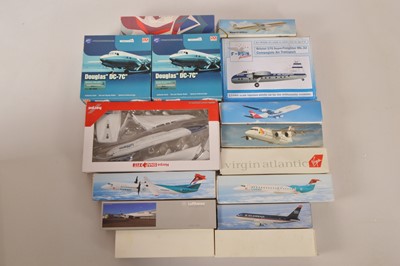 Lot 395 - Modern Diecast and Plastic Snap Together Civil Aviation Models (15)