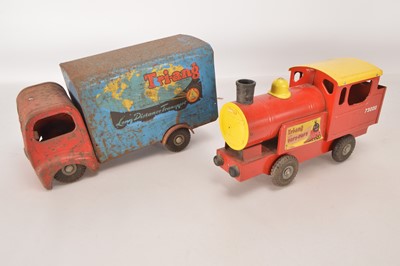 Lot 533 - Tri-ang steel Lorry and Puff Puff Engine (2)