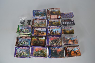 Lot 564 - Collection of 1/72 scale boxed and unboxed  Fantasy Ancient Warriors by various makers (26)