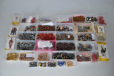 Lot 577 - Large collection 1/72 Scale 1700's and earlier Warriors from around the world by various makers (13 medium boxes, 8 standard boxes, 5 small boxes and 5 bags )