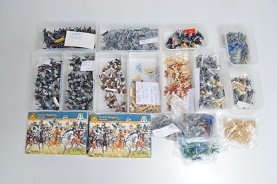 Lot 581 - Large collection 1/72 Scale mostly French Cavalry Napoleonic Figures by various makers many with bases for wargaming (2 card boxes, 8 medium boxes, 3 standard boxes and 5 bags)