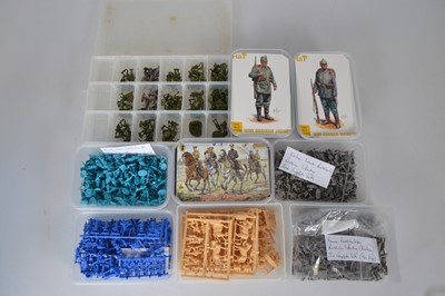 Lot 596 - Large collection 1/72 Scale Franco -Prussian War and World War One WWI Figures by various makers (9 boxes)