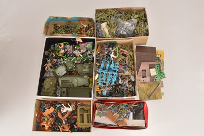 Lot 664 - A lot of 1/32 scale plastic figures by various makers including Britains and Airfix comprising unpainted Timpo, Airfix, Matchbox