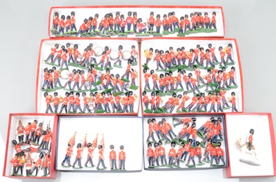 Lot 720 - Plastic British soldiers by Britains, comprising Herald Eyes Right marching Scots Guards bandsmen (82), and Infantry (34), and flagbearers (4)