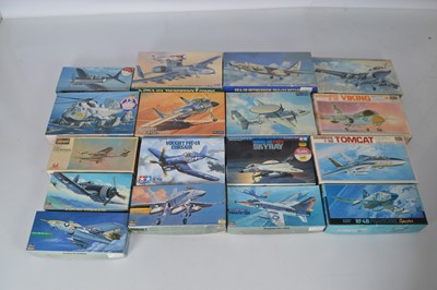 Lot 735 - Large collection of unmade boxed 1/72 Scale mostly US Military plane Kits by Hasagawa Fujimi and Tamiya (18)