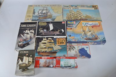Lot 747 - Revell Airfix Heller-Humbrol and Academy boxed unmade Cutty Sark and other Galleon Kits and Roman Vessel kit (10)