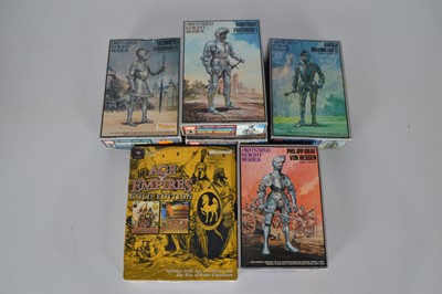 Lot 752 - Imai Armoured Knight Series kits and Microsoft Age of Empires Gold Edition Game (6)