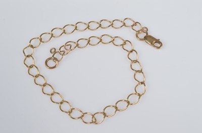 Lot 7 - A 9ct gold bracelet, An 9ct gold 3 stone opal dress ring