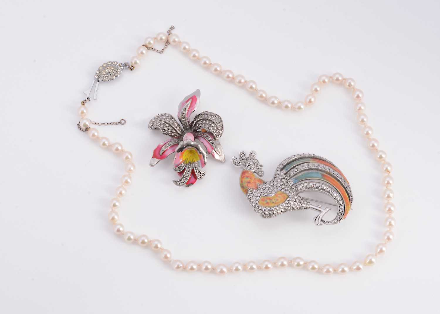 Lot 15 - A collection of costume jewellery