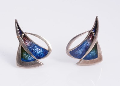 Lot 52 - A pair of silver enamelled earrings