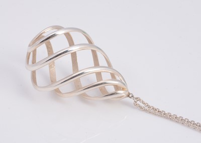 Lot 63 - A silver Tiffany & Co spiral pendant necklace, in turquoise box marked Tiffany & Co