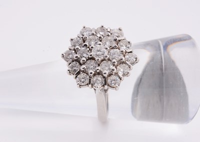 Lot 74 - A 18ct white gold diamond cluster ring