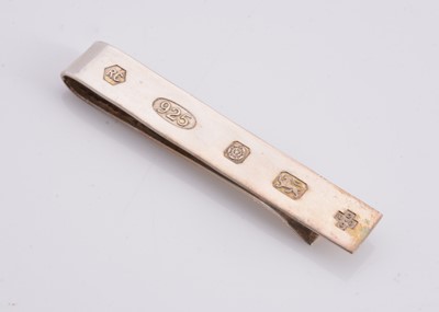 Lot 148 - A silver millennium money clip