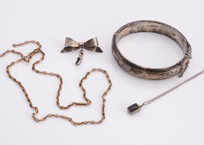 Lot 161 - A engraved silver hinged bangle, together with other silver items & a broken fancy link yellow metal chain