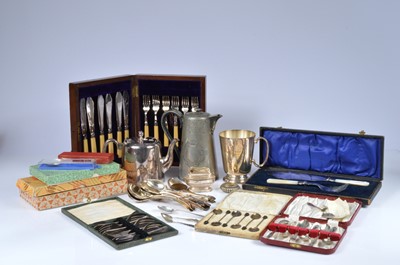 Lot 348 - A small collection of silver and silver plated items