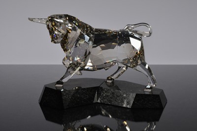 Lot 28 - A Swarovski Crystal figure of a Bull