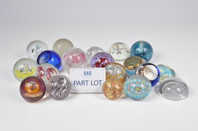 Lot 32 - A collection of glass paperweights