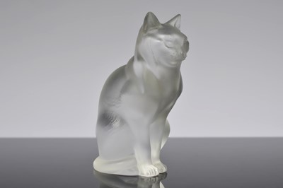 Lot 41 - A modern Lalique Glass pussy cat