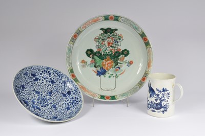 Lot 54 - A large Chinese porcelain charger and two other items