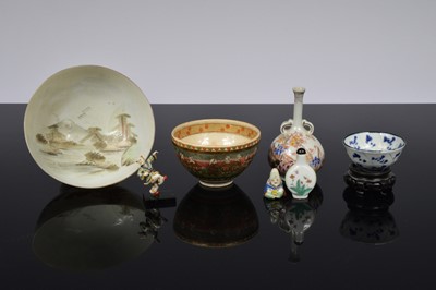 Lot 64 - Seven Far Eastern items of ceramics
