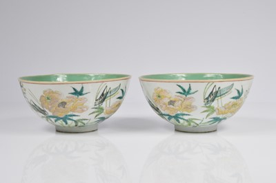 Lot 65 - A pair of late Ching Dynasty Chinese porcelain grasshopper bowls