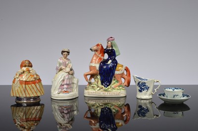 Lot 116 - Five items of ceramics