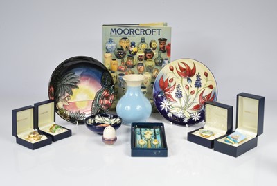 Lot 171 - Ten modern Moorcroft Pottery and other items and a book on Moorcroft