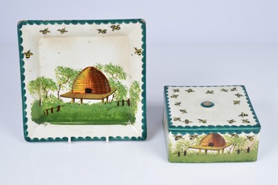 Lot 181 - A damaged early 20th century Wemyss pottery butter dish