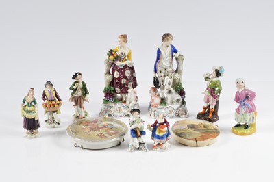 Lot 189 - A group of porcelain figures