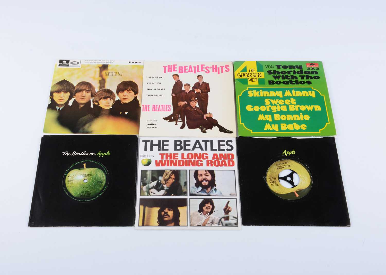 Lot 64 - Beatles 7" Singles / EPs