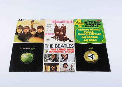 Lot 64 - Beatles 7" Singles / EPs