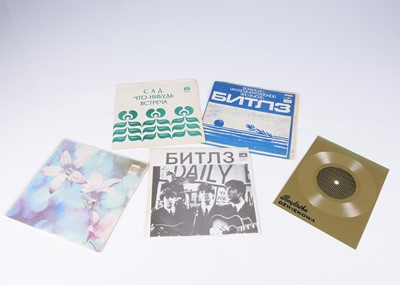 Lot 153 - Beatles / Russian EPs