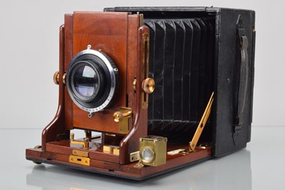 Lot 1 - A James A. Sinclair & Co. Una 5x7'' Hand and Stand Camera